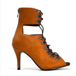 Yami Dance Shoe - Amanda Brown Heel Size 9 / 3in Flared Heel